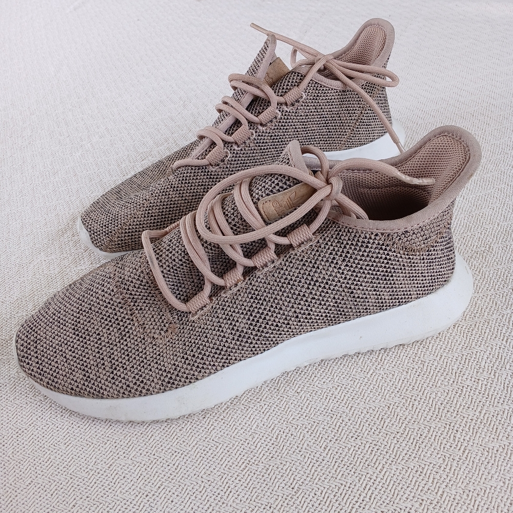 adidas ♡ tubular shadow dust sneakers 9 athleisure streetwear gym minimal neutr